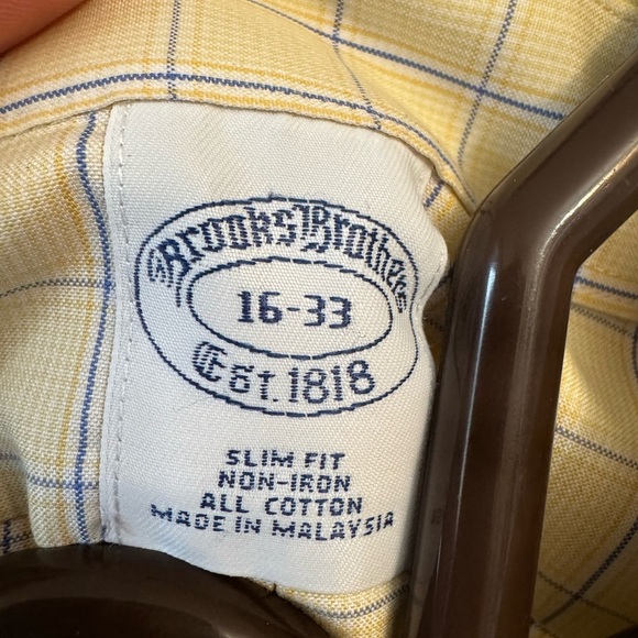 Brooks Brothers Yellow Casual Button Down Shirt - Picture 2 of 4